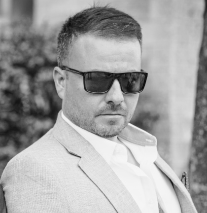 Portrait of Georges Sabbagh, Sales and Marketing professional at LymLive.